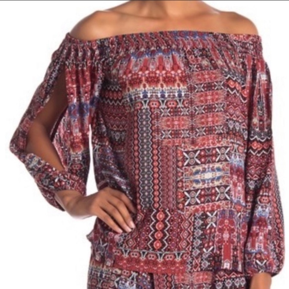 BCBGeneration Off The Shoulder Smocked Top S
